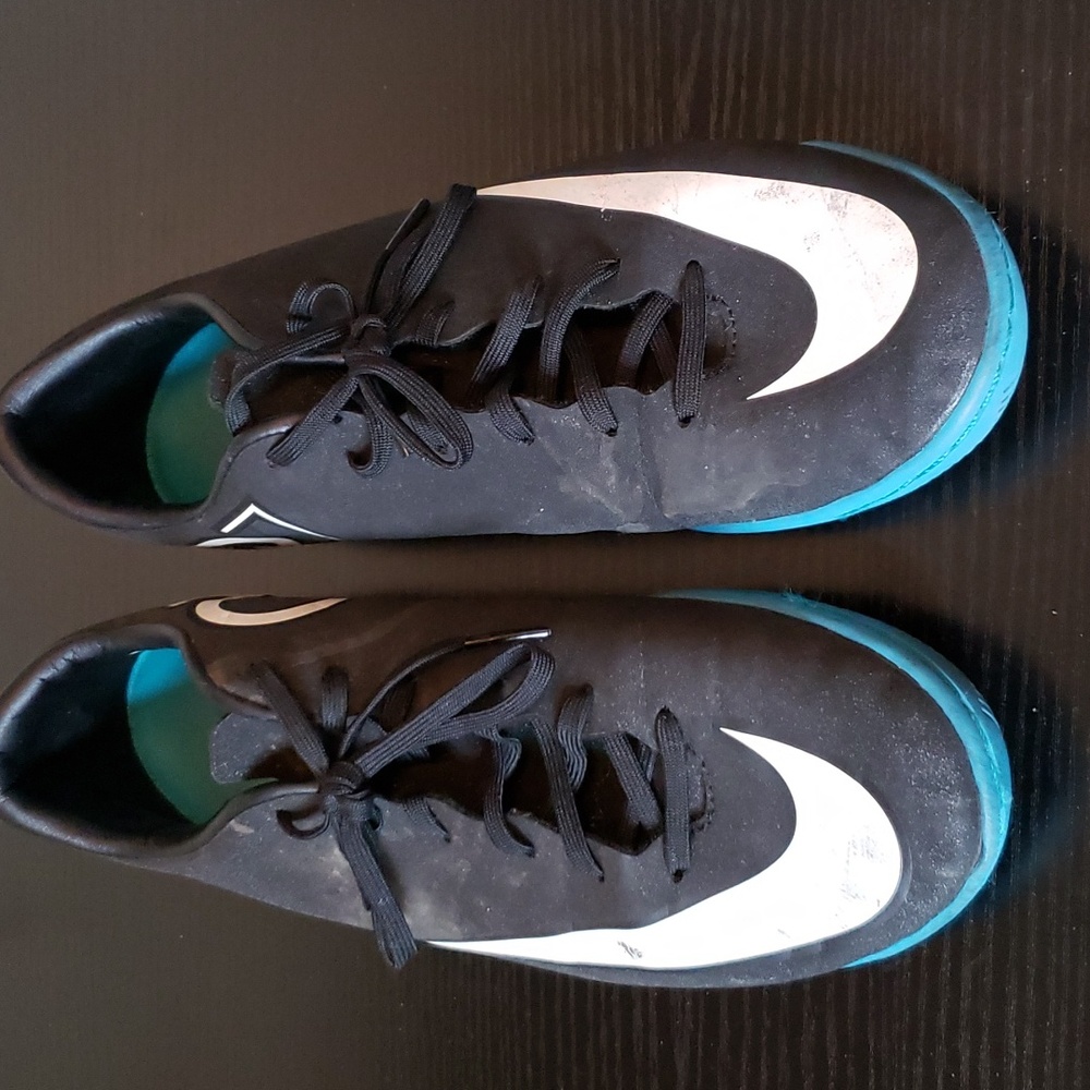 Nike CR7 Mercurial Pre-owned sz.7.  Black & white.